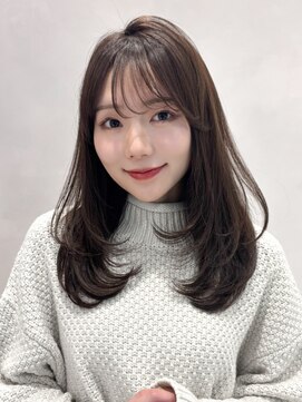 アグノス 青山(Agnos) 艶感アンブレラカラーピンクベージュ薄めバング外ハネボブ