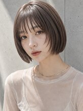 ヴェイン 渋谷(vain) ナチュラルグレージュ ミニボブ レイヤー シースルーバング