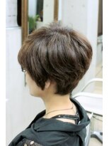 トータルビューティーステラ(TOTAL BEAUTY STELLA)&nbsp;大人かわいい４０代５０代のふんわりショート。大人ショート
