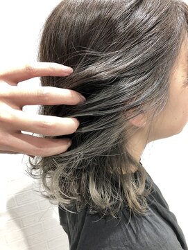 レーヴ(Reve) シルバーグレージュ×インナーカラー【レーヴ】