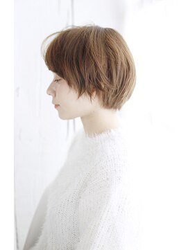 フォーハウス プラスエヌ(FOURHAUS +n) 20代30代40代 ムダなきフォルム・レディショート【草津】