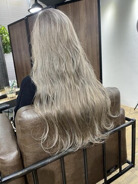 アルカナ 原宿表参道(ARCANA) ホワイトベージュ　くすみベージュ　ケアブリーチ