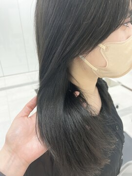 ネオリーブギンザ 銀座店(Neolive GINZA) オリーブカラー×グレー