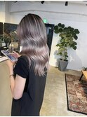 ウェーブ巻きが似合うバレイヤージュ_silky white lavender_
