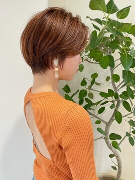 クシェル(kuschel) 寒色系カラーｘシアーグレージュxボーイッシュ女子xショートボブ