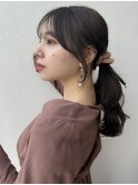 ポニーテールと顔まわり