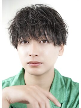 オーシャントーキョー 心斎橋(OCEAN TOKYO WEST) ツイストスパイラルラウンドマッシュ韓国ヘアウルフ