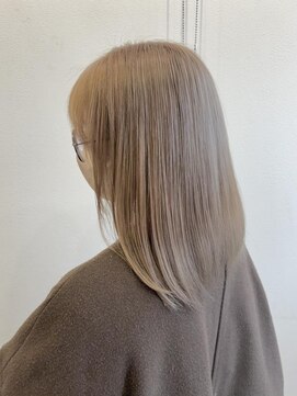 リル 新浜店(LiL) ミルクティーベージュ葭本4