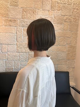 ヴァン カウンシル 川口店(VAN COUNCIL) 大人かわいいショートボブ×うる艶インナーカラー レッド