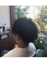 ナンバーエイト(number eight)&nbsp;ニュアンスパーマ無造作ショートビジネスカジュアル10代20代