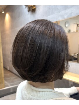 サロン ド クレア(salon de CLEA) フェザーボブ☆