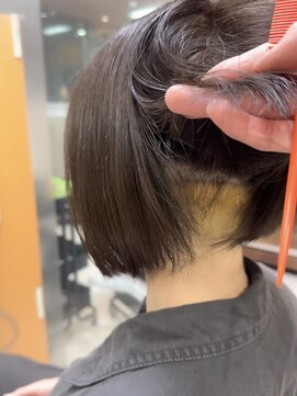 アース 津田沼店(HAIR&MAKE EARTH) 前下がりボブ