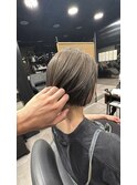 ブリーチなしグレージュ 大人のミニマルボブ
