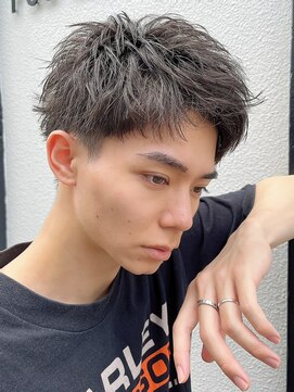 アイビーズ(IVYS) ナチュラルショート大人メンズ髪型ダークブラウンルーズ