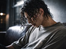 特殊パーマもお任せ下さい。ドレッド系～カーリー・アフロなど個性で他と差をつけたい方必見。