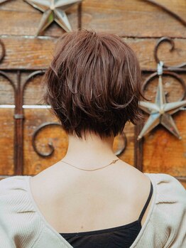 キューブ(HAIR MAKE Cube)の写真/【岡崎市】《暗すぎずおしゃれを楽しめる色味を実現》白髪ぼかしハイライトでグレイカラーも華やかに♪