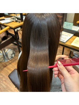 シキオリ(SHIKIORI) 「暗めでも透明感がほしい」方にもおすすめ◎