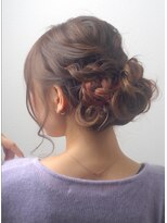 パリスパート2 ツイストルーズヘアアレンジ