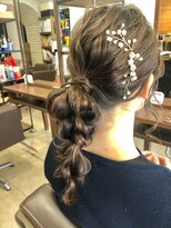 ラブリッシュ(LOVERICHE)&nbsp;低めのポニーテールアレンジ【延山styling】