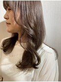 ミルクティーベージュ×小顔フリルレイヤー