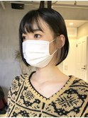 イヤリングカラー ミニボブ ハイトーンベージュ ケアブリーチ