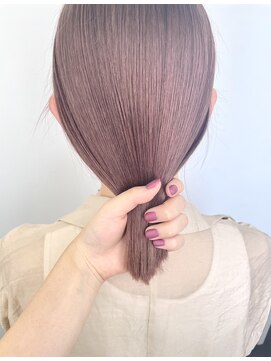 フウ(fuh) ピンクブラウン/ピンクカラー/ピンクベージュ/ハイトーン/艶髪