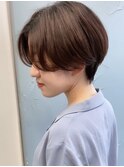 美髪にオトナかわいいホワイトグレージュネビージュショートボブ