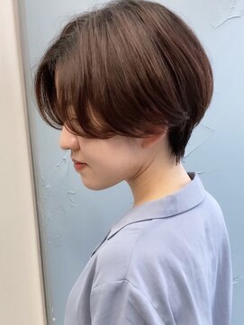 ビュー フクオカ(VIEW FUKUOKA) 美髪にオトナかわいいホワイトグレージュネビージュショートボブ