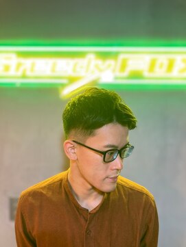 グリーディーフォックス 代々木(Greedy FOX) 韓国マッシュ/センタ-パ-ト/ツイストスパイラル/スキンフェード