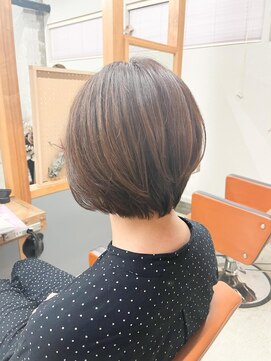 ユッカ エルア 武庫之荘南口(YUCCA elua) エルア角床オススメショートボブ