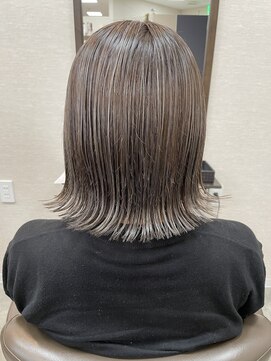 バセット バイ アルター 鎌取店(basset by aL-ter) 大人ガーリー/チョコレート/モード[鎌取/ハイライト/白髪ぼかし]