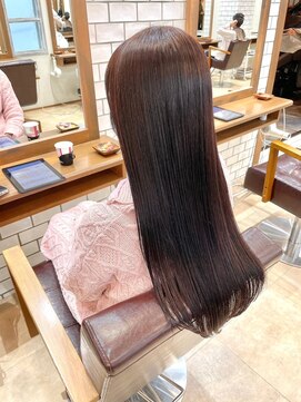 ロープ 日吉(lowp) 20代30代40代ツヤサラストレートスタイル