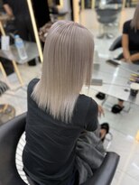 ラピス 渋谷本店(Lapis) シルバーグレー