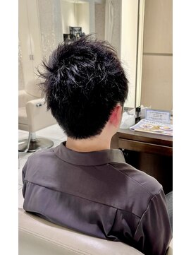 ヘア&エステ ヒロイン 西武池袋店 スパイキーメンズショート。
