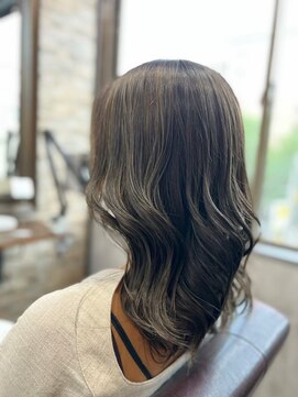 アトリエナガノツー 千葉富士見店(atelier nagano 2) ハイライトカラー/くびれヘア/レイヤーパーマ[千葉駅]