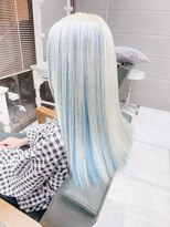 デイズ(days)&nbsp;超ハイトーンカラーホワイトブロンドにインナーブルーカラー