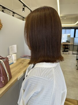 リジー(Litzy) ”劇的髪質改善コスメクリーム×ボブ”