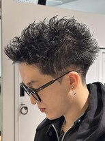 オーシャントーキョー 神戸(OCEAN TOKYO KOBE) 刈り上げスパイキーショート