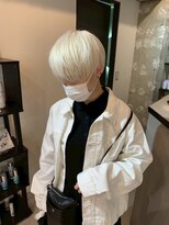 ペレ 原宿(PELE)&nbsp;ダブルカラー/ケアブリーチ/羽エクステ/原宿