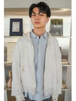 ロッジ(Lodge)&nbsp;毛流れフェザーパーマ×センターパート