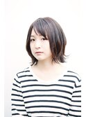 ゆるく外ハネ  ショートボブヘア　オリーブアッシュブラウン