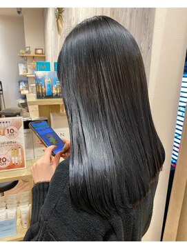 ジーナ 博多(Zina) 【Zina】カーキグレージュ/鎖骨ミディアム/20代30代40代