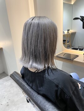 サロンドミルク 新百合ヶ丘店(salon de MiLK) ケアブリーチで染めるハイトーンカラー【新百合ヶ丘】