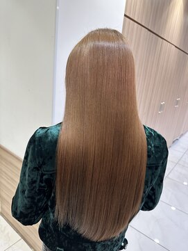 アッシュ 都立大学店(Ash) 【東京/縮毛矯正/ブリーチ縮毛矯正/髪質改善/トリートメント】