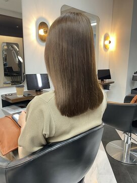 アフロディーテギンザ 神保町(APHRODITE GINZA) カール/セミディ/シアーカラー/姫カット［御茶ノ水/神保町］