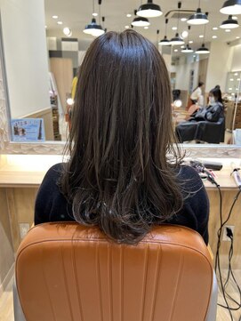 オリーブスバイネオリーブ(Olive's by neolive) 白髪ぼかしハイライト〈Olive’s by neolive〉