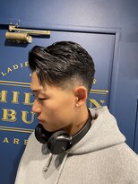 ミリオンバックス 上野(Million Bucks) 毛流れアップバングスタイル