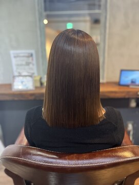 スローネ(THRONE) 縮毛矯正で艶髪／20代30代40代／新宿