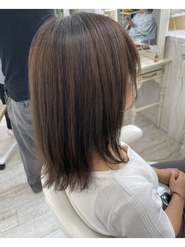 アルターシェリー(aL-ter che'rie) 外ハネ[前髪/マチルダボブ/ピンクベージュ/インナーグレージュ]