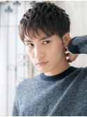 グレージュカラーで好感度あがる！くせ毛束感ショートV南越谷